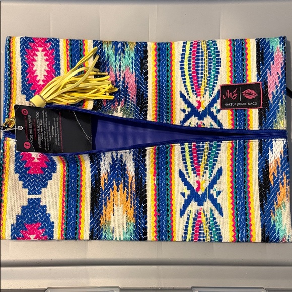 Makeup Junkie Bags Multicolor Clutch